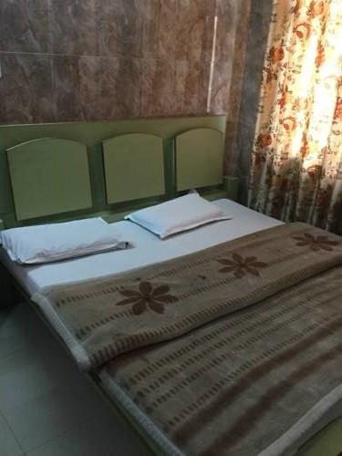 Hotel Grant Deluxe Мератх Номер фото